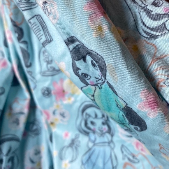 Disney Animators Belle, Jasmine, Cinderella dress. Size 2T - Picture 16 of 16